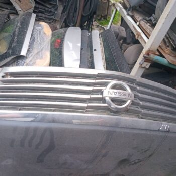 деталі та комплектуючі Nissan Japan Motors